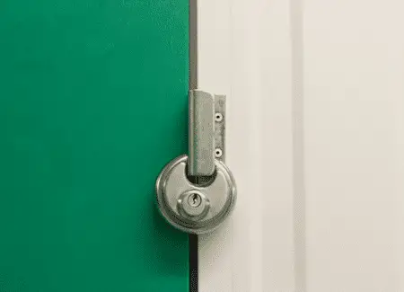 Best locks for storage units (2023) 2 A disc Llock for self storage is difficult to cut